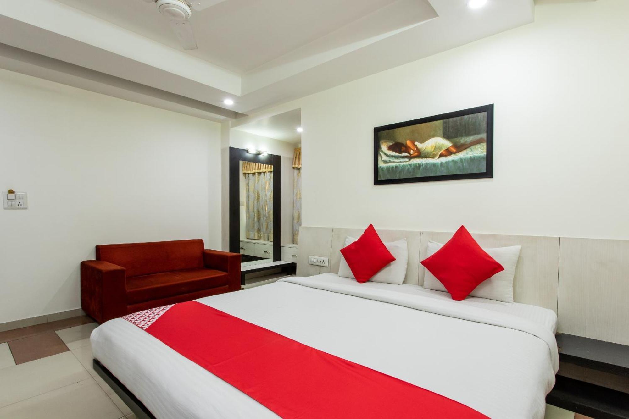 Super Hotel O Mohit Regency Бхопал Экстерьер фото