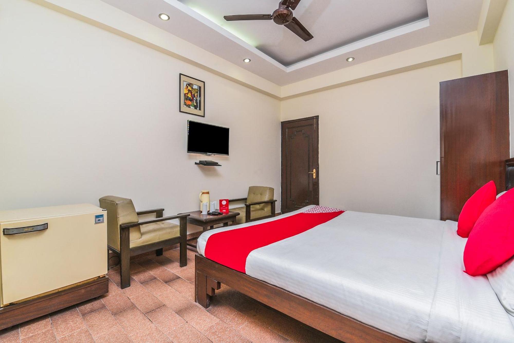 Super Hotel O Mohit Regency Бхопал Экстерьер фото